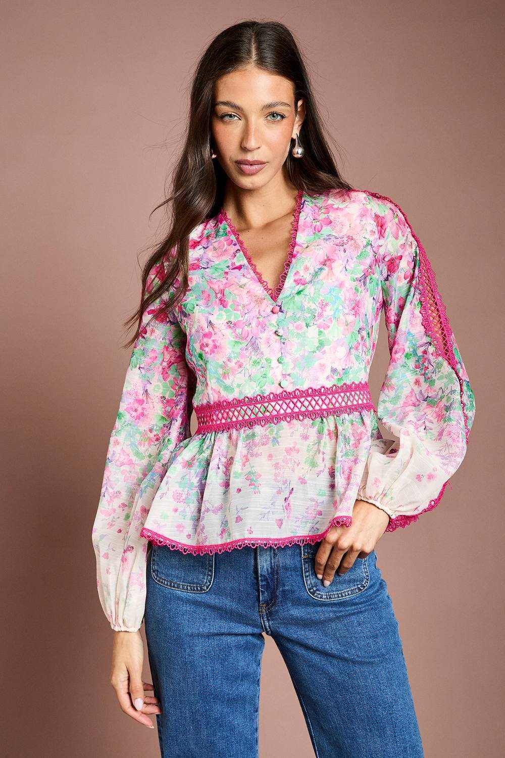 Coast Coast Women's Printed Blouson Sleeve Organza Top in Pink - 2