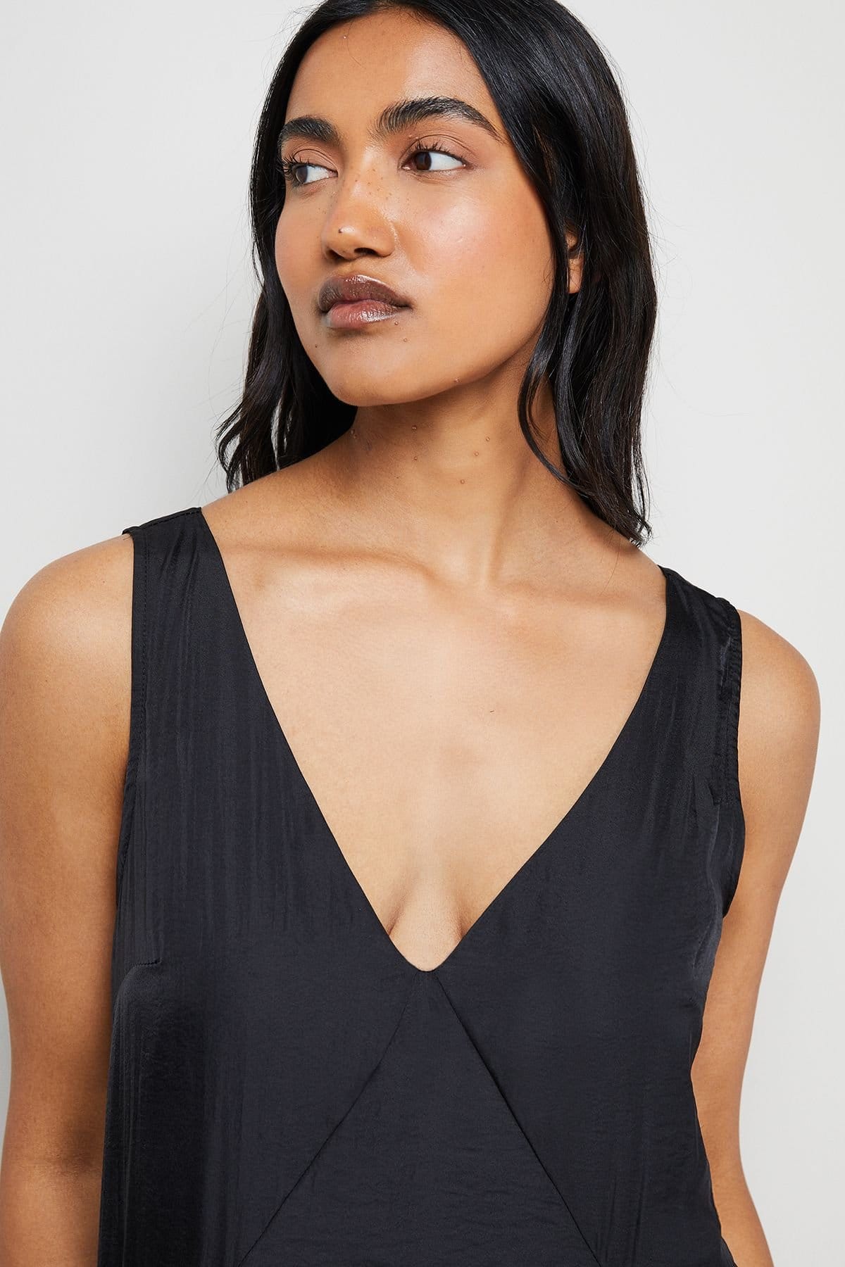 Warehouse Warehouse Women's Satin Sleeveless Asymmetric Hem Chiffon Godet Midi Dress in Black - 4