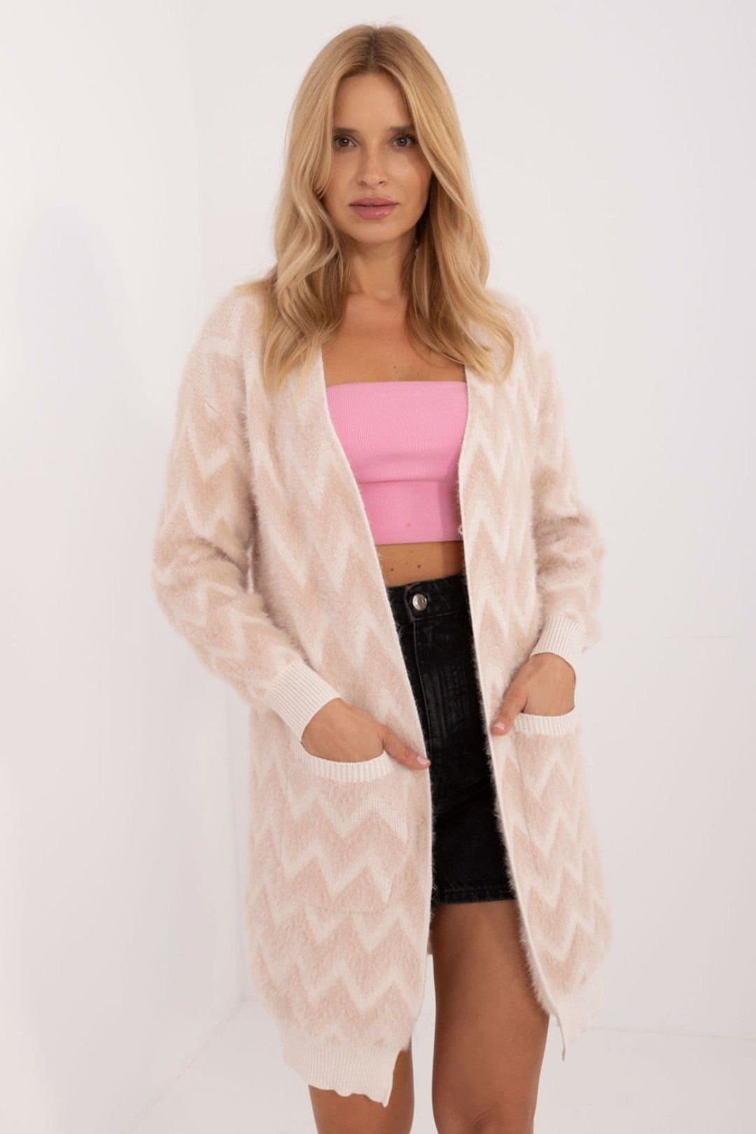 Love Lace Love Lace Women's Buttonless Casual Cardigan with Slip Pockets in Beige