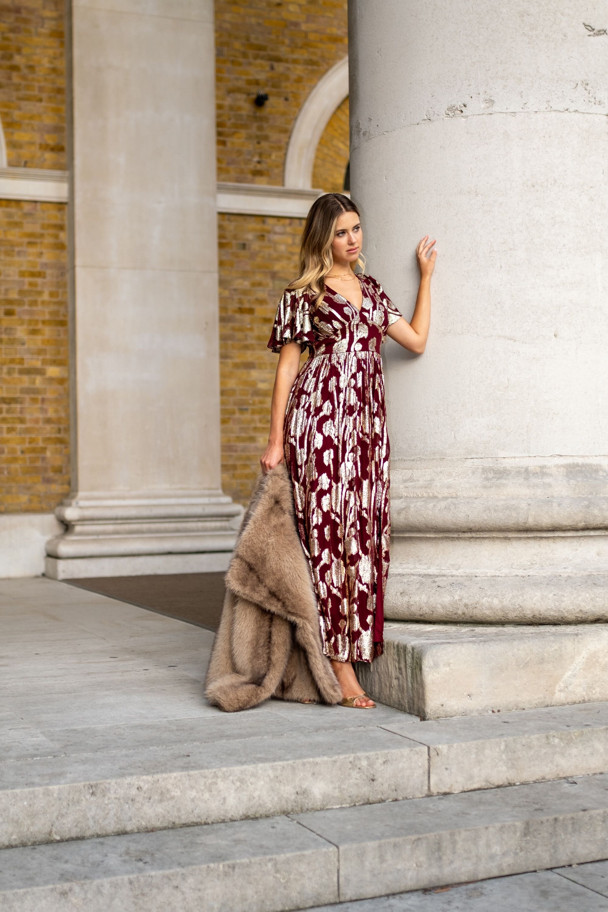 Gini London Gini London Women's Burgundy Metallic Jacquard Flutter Sleeves Floral Maxi Dress - 1