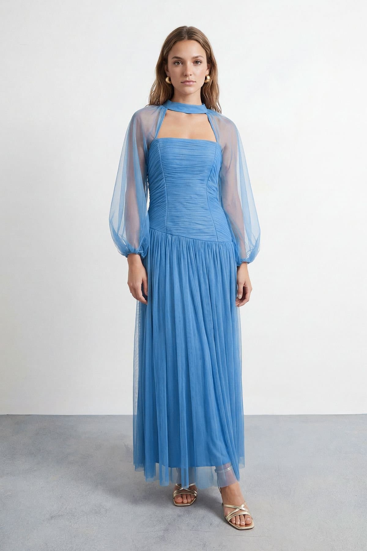 Warehouse Warehouse Women's Petite Bow Detail Gathered Tulle Maxi Dress with Open Neck in Blue