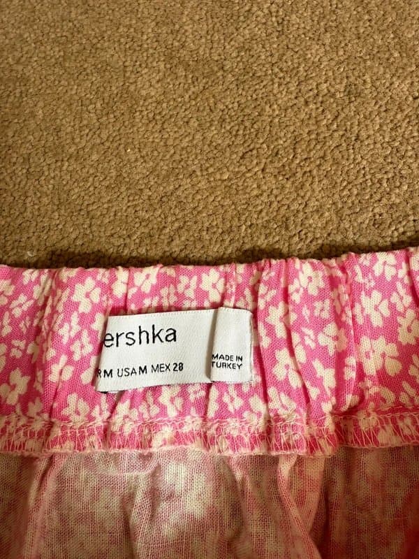 Bershka Bershka pink floral mini skirt size m medium