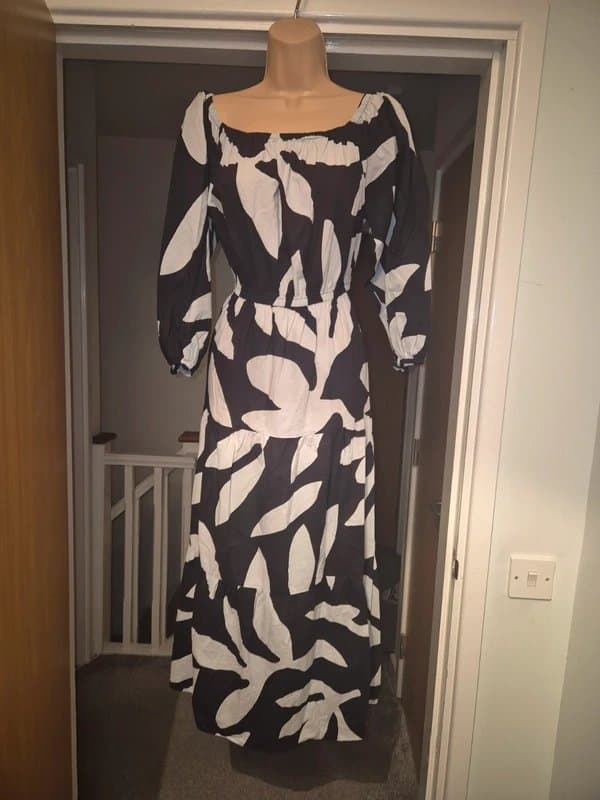 Marks & Spencer Marks and spencer black and white cotton dress size 16