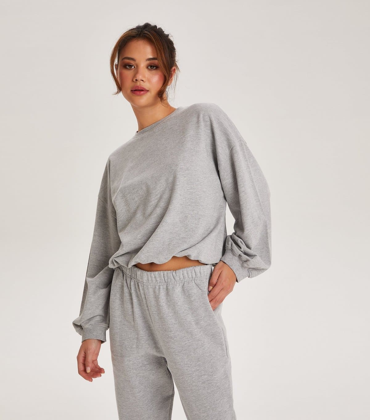Urban Bliss Urban Bliss Pale Grey Crew Neck Long Balloon Sleeve Sweatshirt