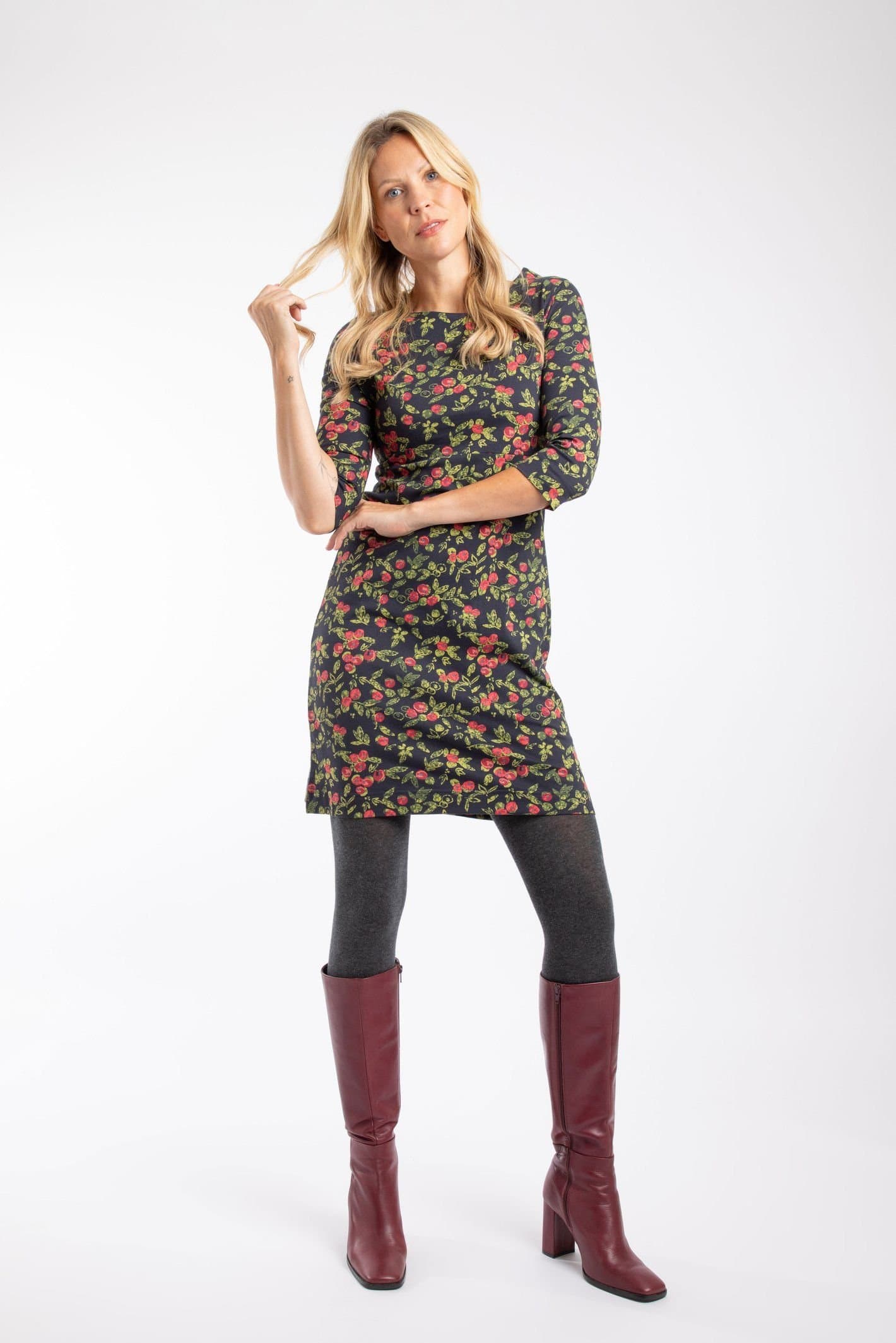 Weird Fish Weird Fish Women's Shafika Cotton Printed Jersey Dress in Navy