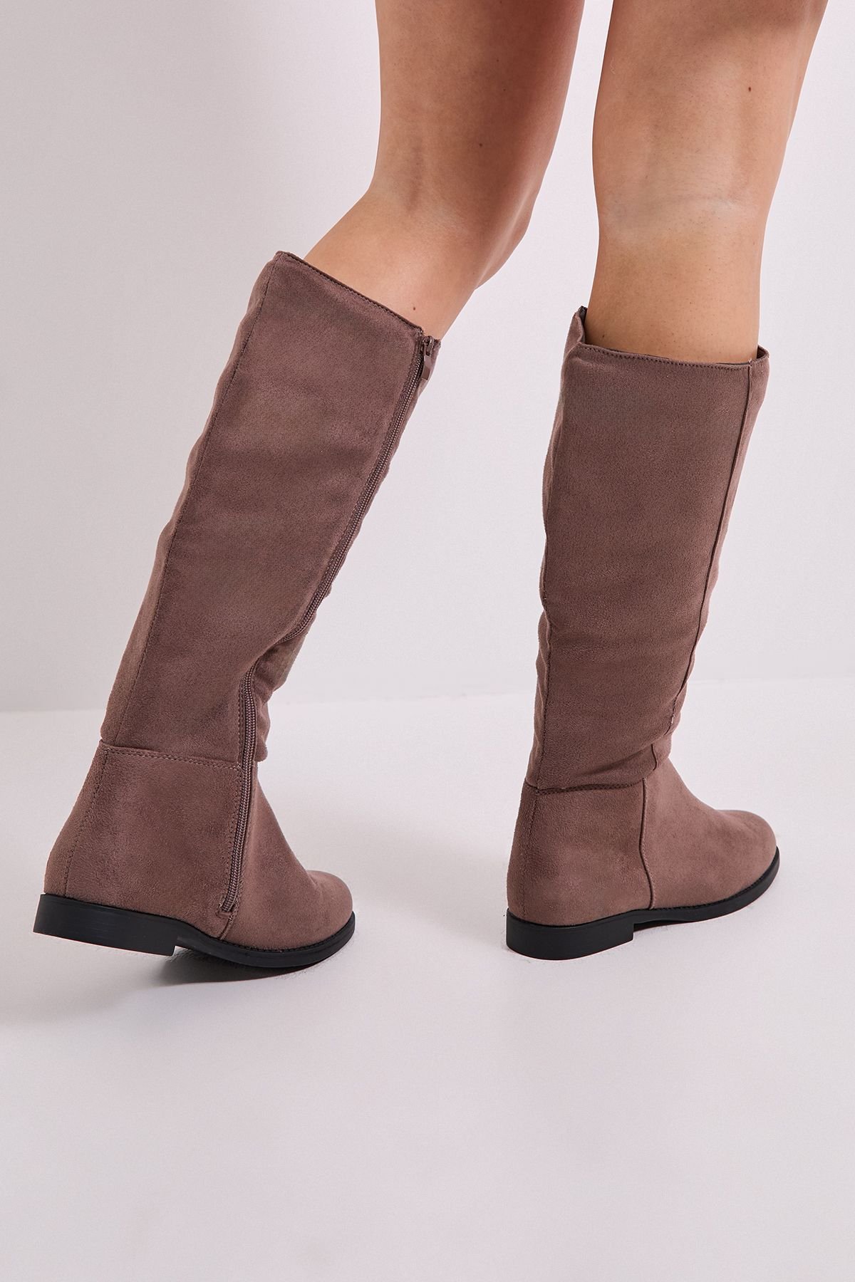 Dorothy Perkins Dorothy Perkins Women's Wide Fit Karla Knee High Flat Boots in Taupe - 3