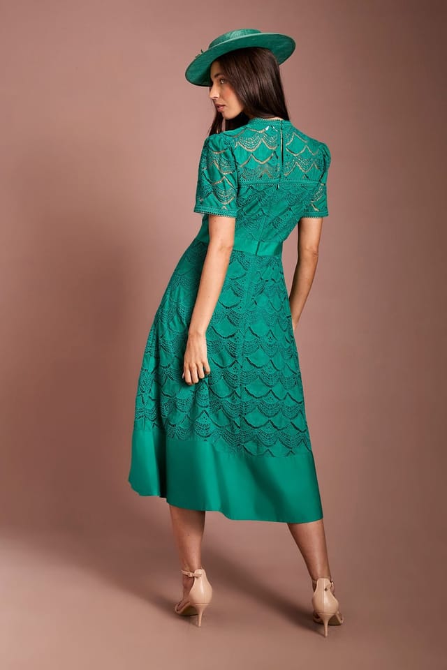 Coast Coast Women's Lisa Tan Lace Satin Trim Short Sleeve Midi Dress in Green - 3
