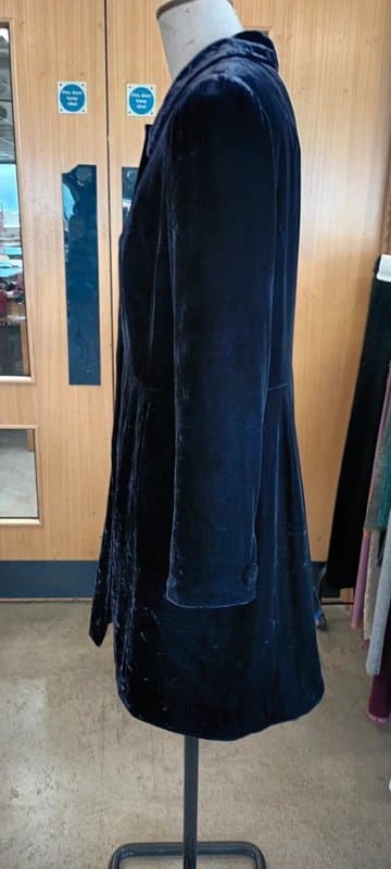 Marks & Spencer Beautiful Speziale silk velvet occasion pea coat size 10-12