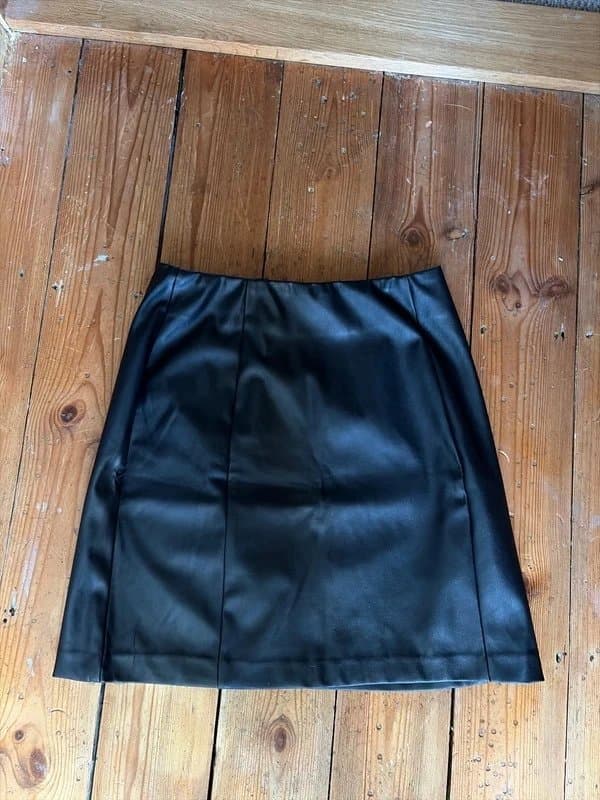 New Look New look faux leather skirt size 10