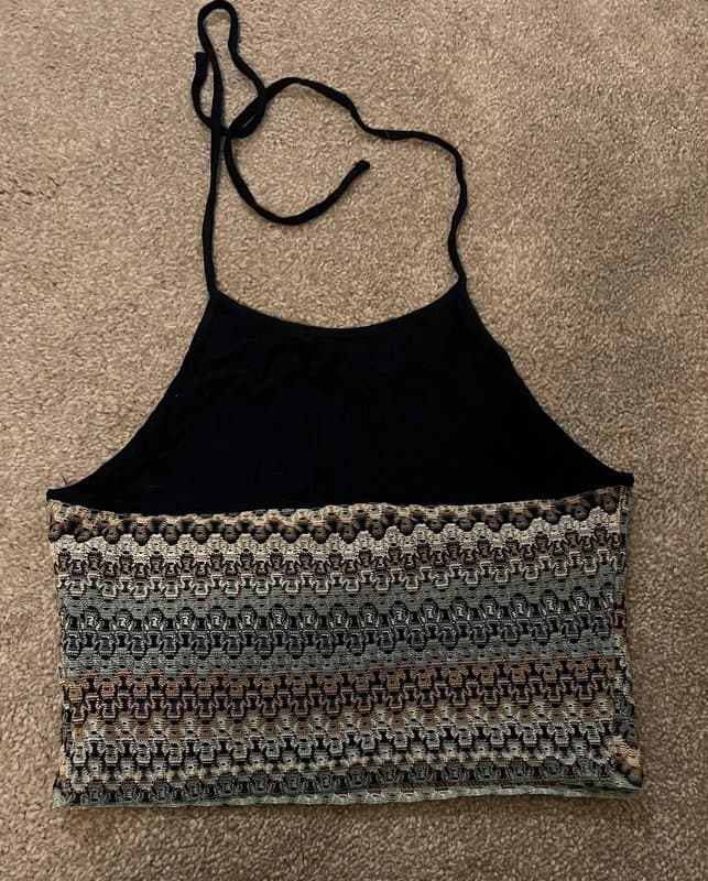 New Look Cropped (crochet material) top