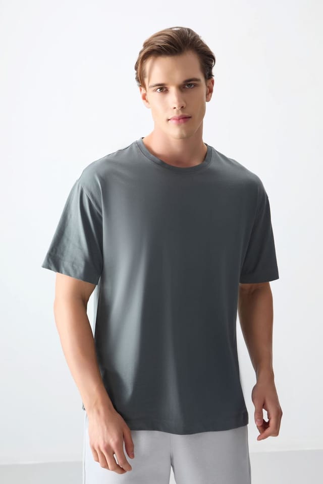 Tommy Life Tommy Life Men's Oversized Cotton Crew Neck T-Shirt in Grey - 2