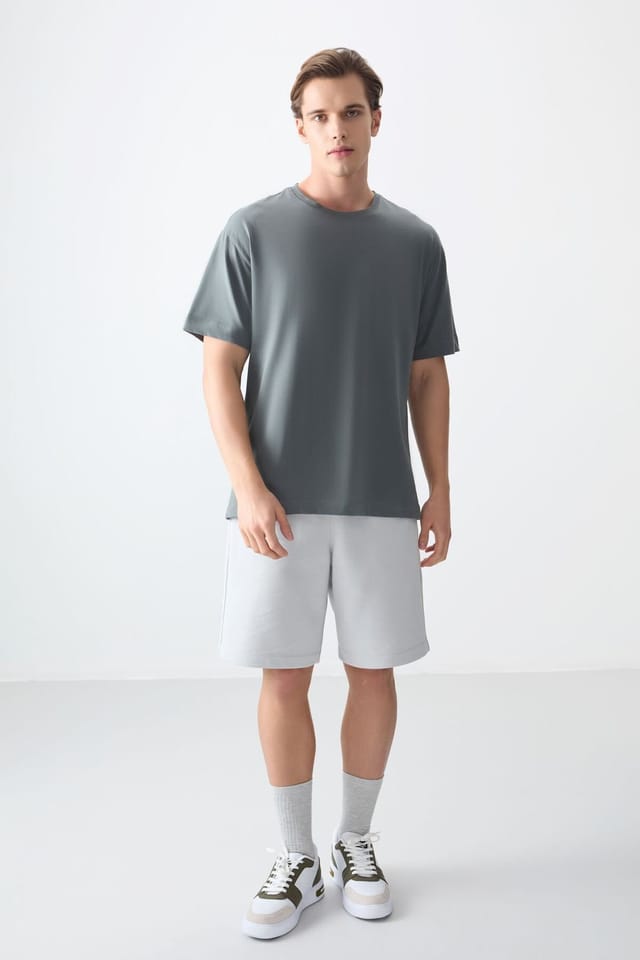 Tommy Life Tommy Life Men's Oversized Cotton Crew Neck T-Shirt in Grey - 3
