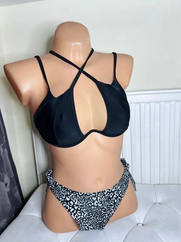 ASOS RRP £40.00 Brand NEW Black Mix Bikini UK 12-14