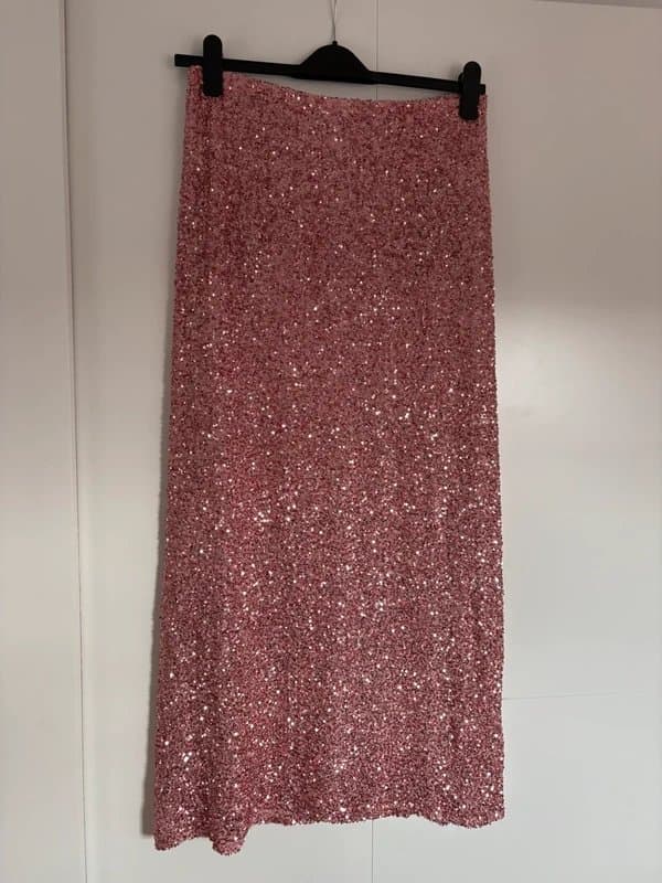 Never Fully Dressed Never Fully Dressed Dorris pink sequin maxi skirt