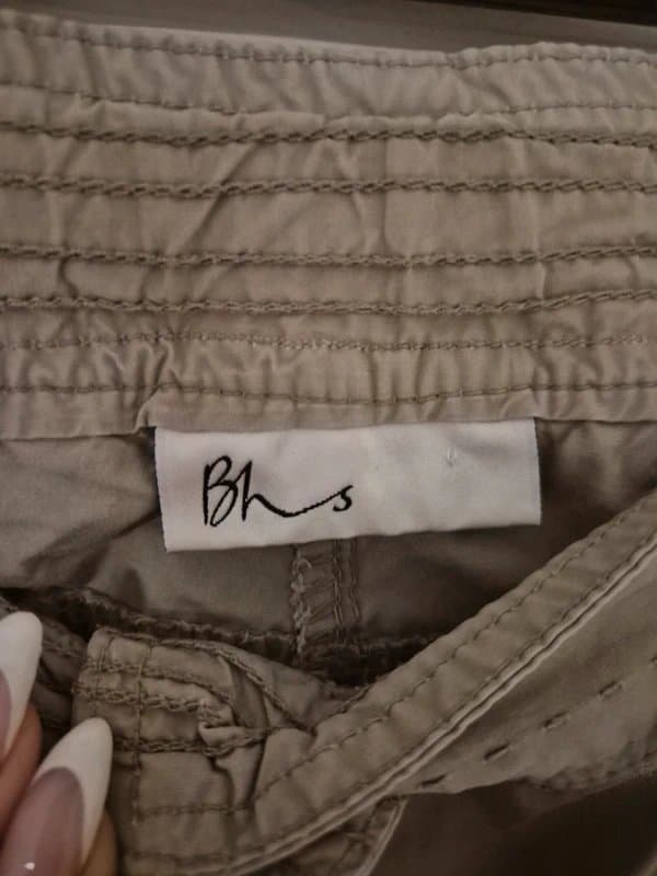 Bershka Women's cargo wide leg pants size 14