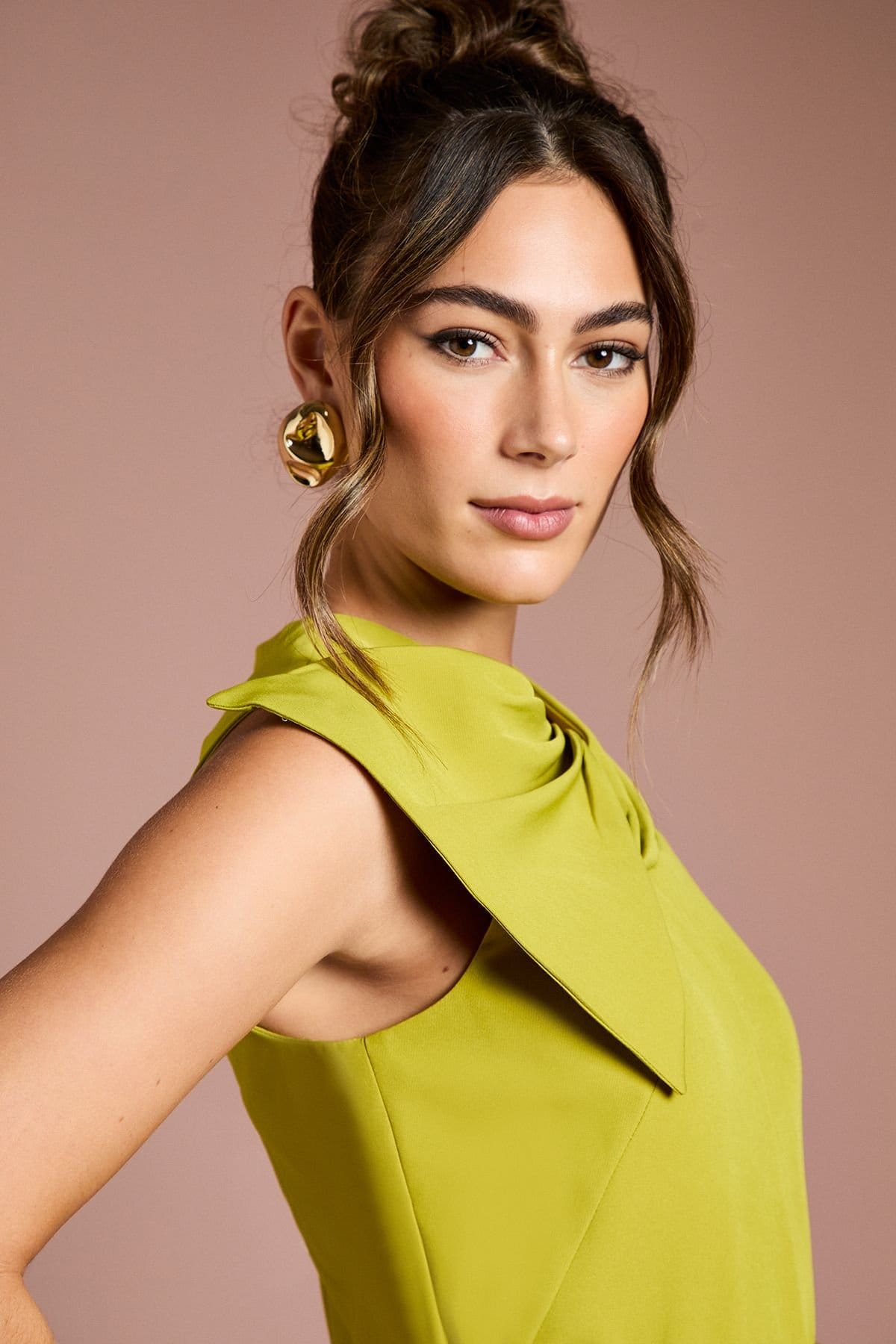 Coast Coast Women's Bow Detail Belted Crepe Midi Dress in Acid Lime - 4