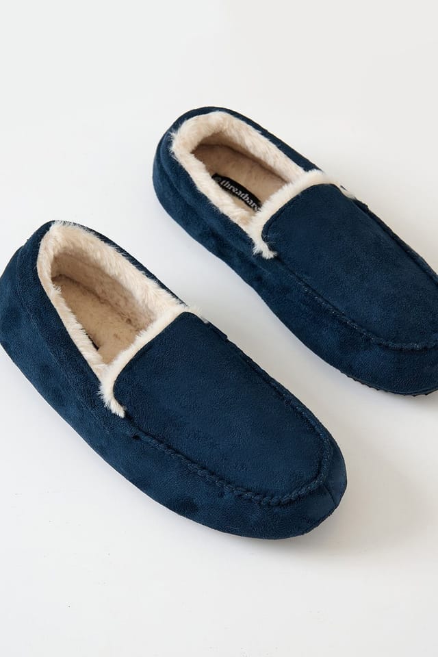Threadbare Threadbare Men's Faux Suede Faux Fur Lined Moccasin Slippers in Navy - 3