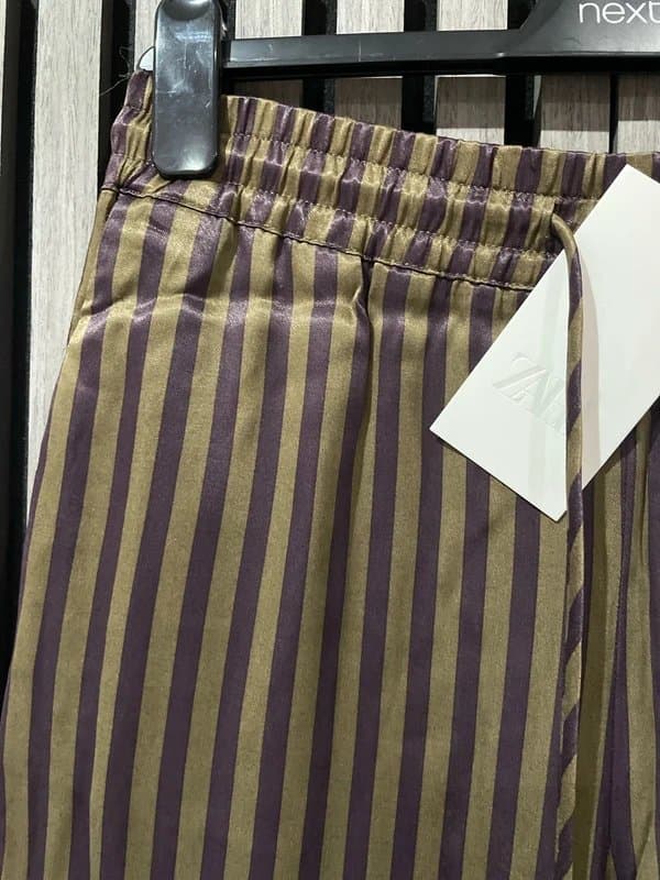 Zara Zara wide leg satiny trousers