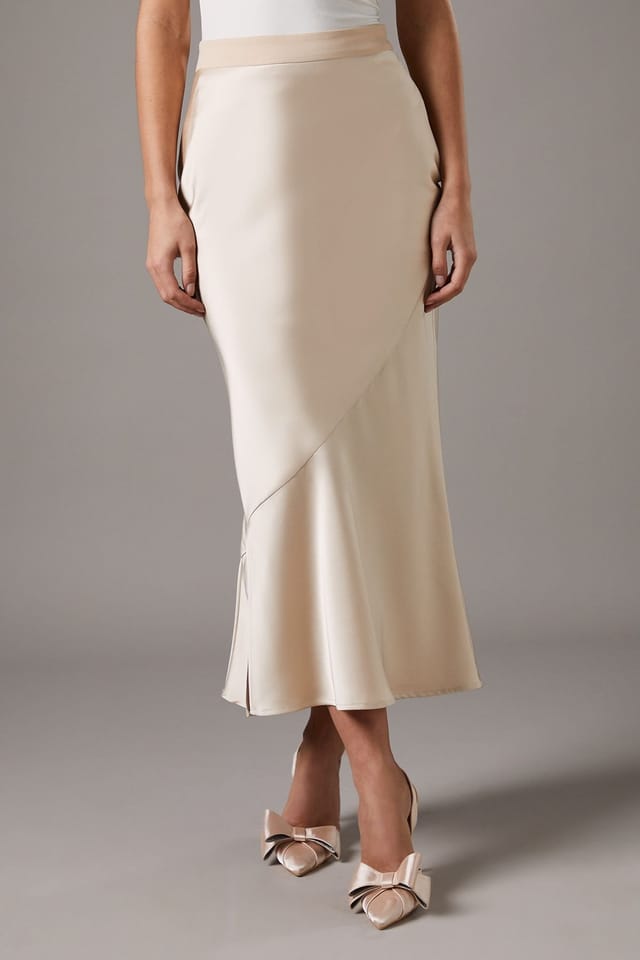 Coast Coast Women's Satin Detail Fitted Skirt in Ivory - 2