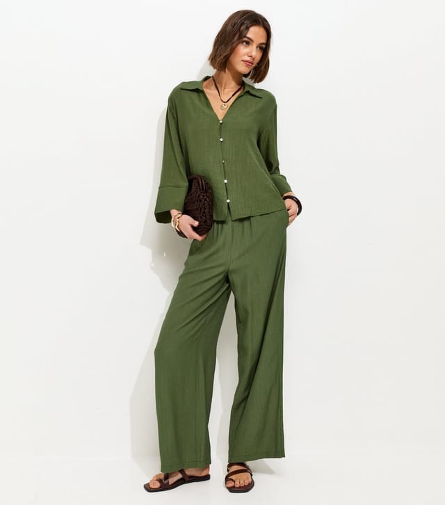 New Look Women's Dark Khaki Crinkled Cropped Sleeve Shirt New Look - 2