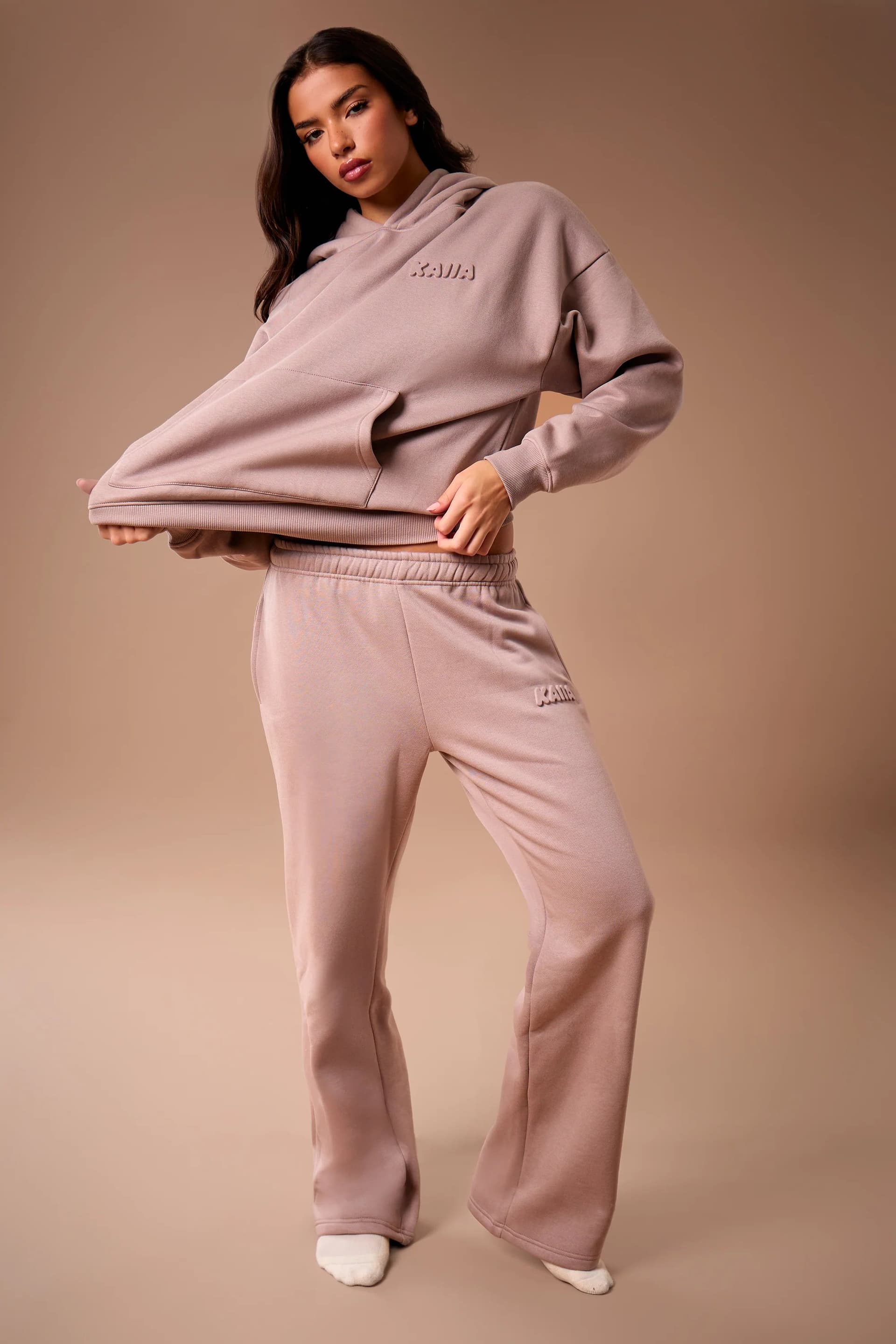 Kaiia Kaiia Embossed Bubble Logo Wide Leg Joggers Clay