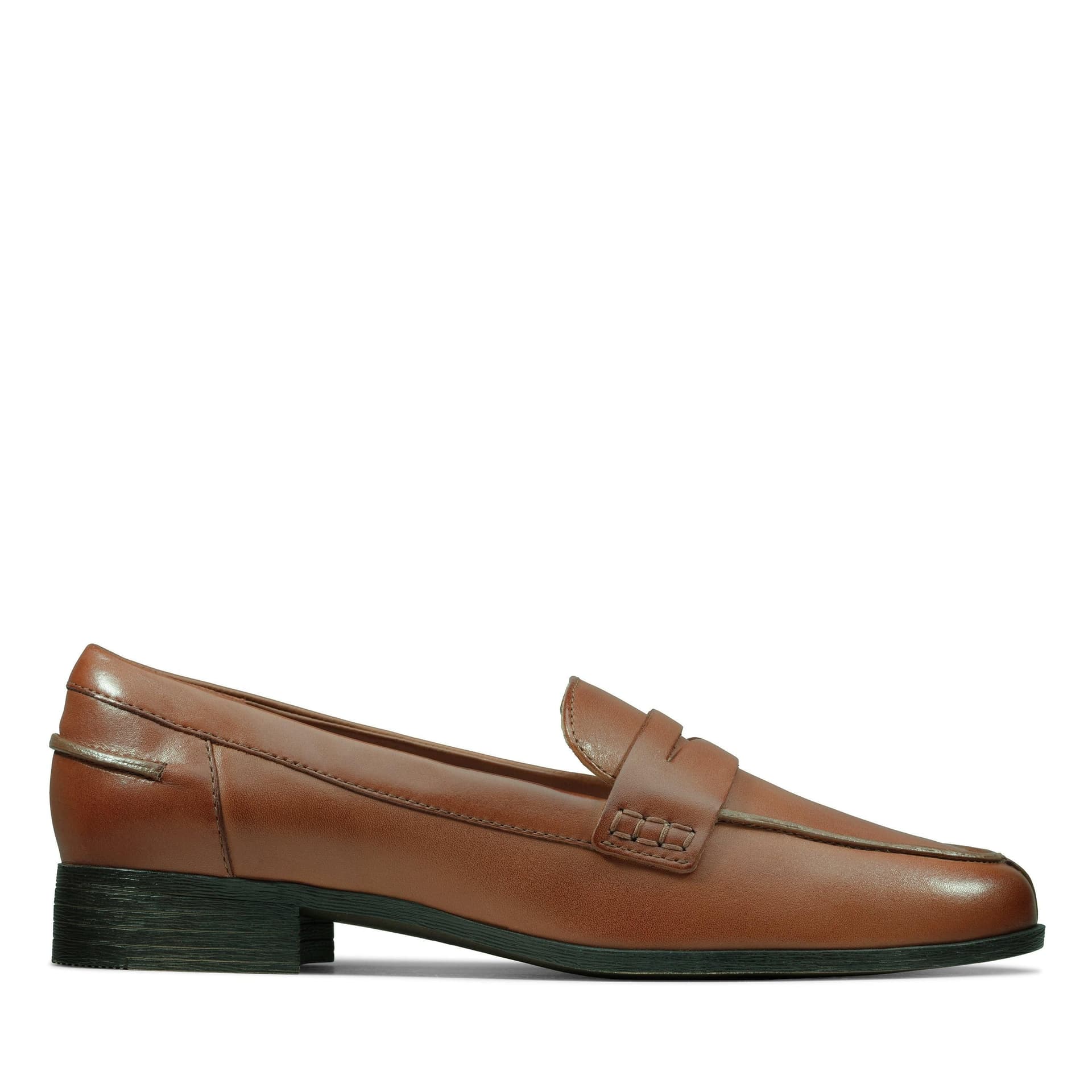 Clarks Clarks Women's Hamble Loafer Tan Leather Loafers, Slip Ons in Brown
