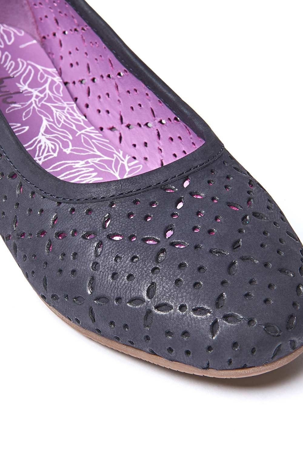 Moshulu Moshulu Women's 'Senara' Punched Pattern Ballerina Pumps in Indigo - 3