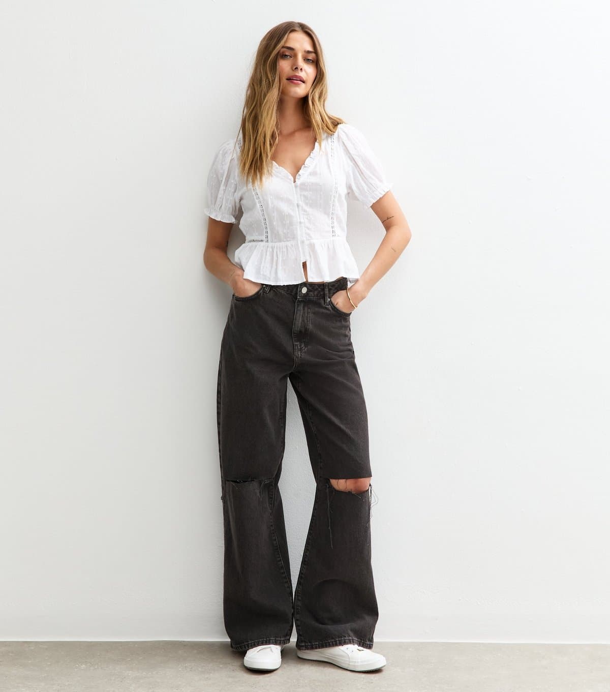 New Look Women's Black Ripped Knee Adalae Wide Leg Jeans New Look