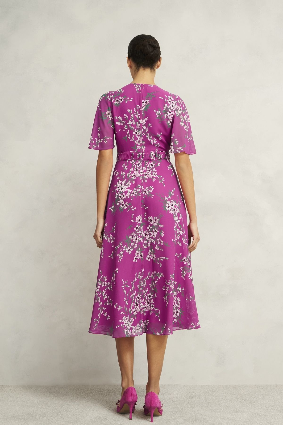 Hobbs London Hobbs London Women's Bronwyn Short Sleeve Printed Midi Dress in Fuchsia - 4