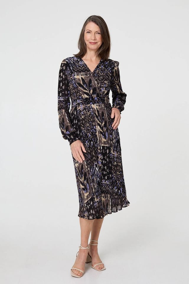 Izabel London Izabel London Women's Printed Shirred Waist Midi Wrap Dress in Black - 3