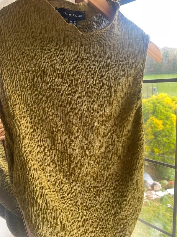 New Look Women’s high neck ruched side top