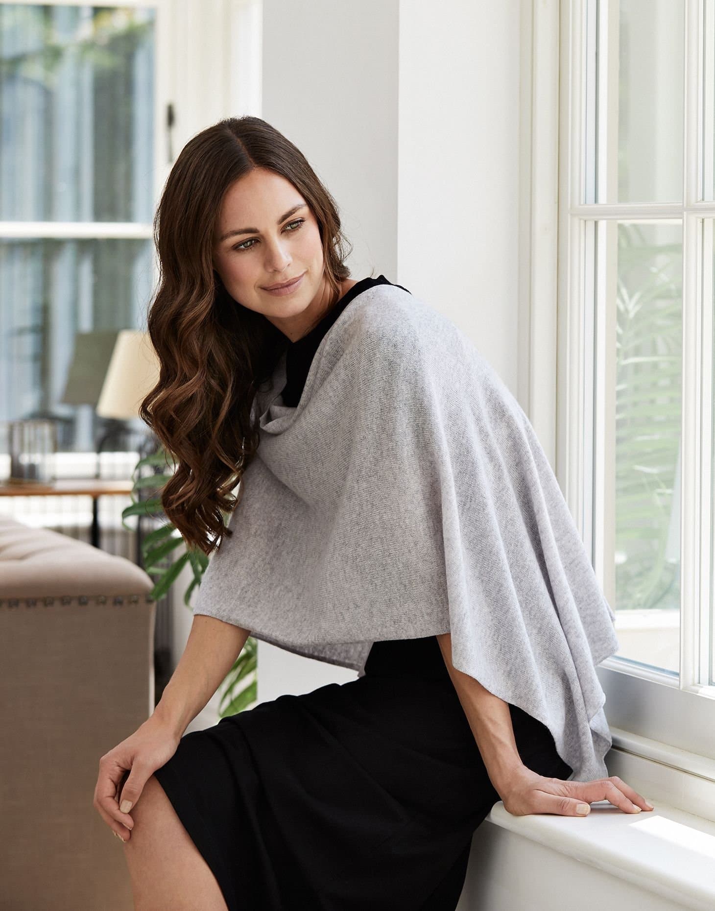 Cove Cove Women's Lucy 4-way Cashmere Poncho in Grey