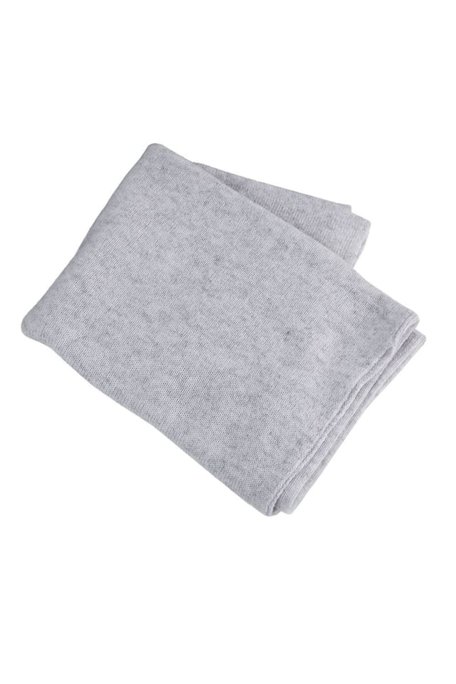 Cove Cove Women's Lucy 4-way Cashmere Poncho in Grey - 3