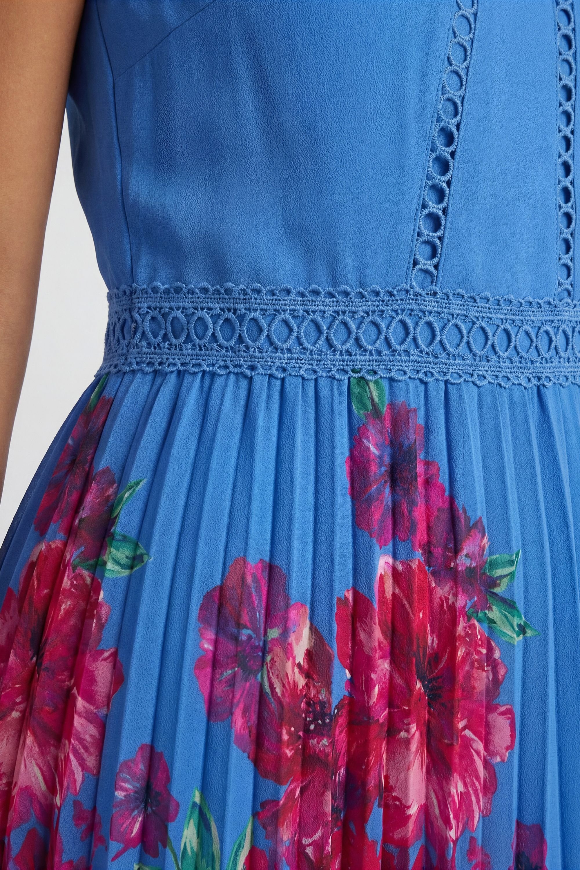 Wallis Wallis Women's Petite Floral Lace Insert Pleated Midi Dress in Blue - 3