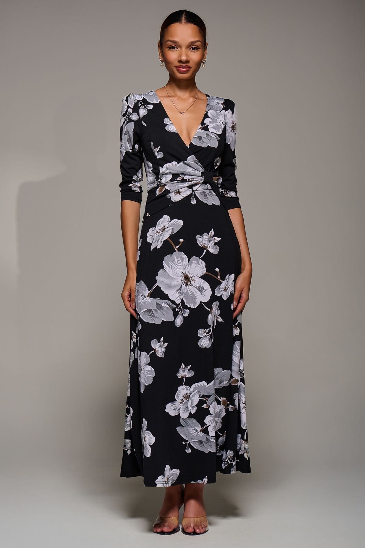 Jolie Moi Jolie Moi Women's Jersey Ruched Waist Fit & Flare Maxi Dress in Black - 4
