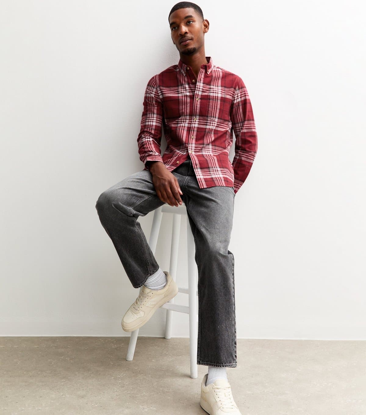 New Look Men's Dark Burgundy Regular Fit Long Sleeve Checked Oxford Shirt New Look
