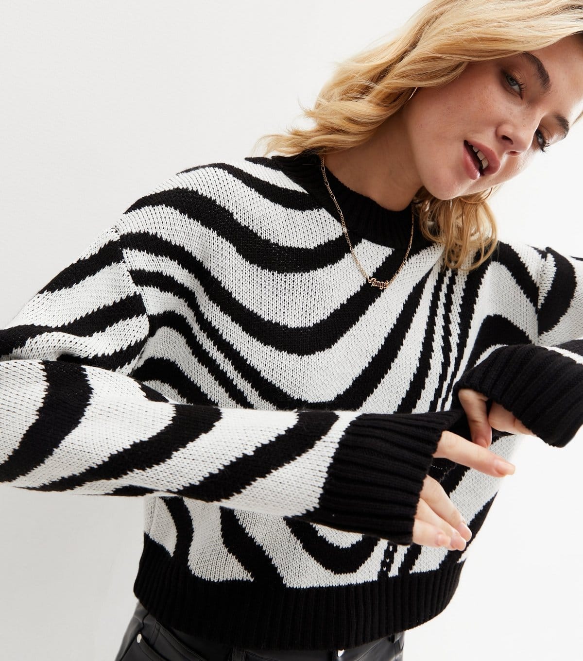 Women's White Doodle Knit Crew Neck Jumper New Look