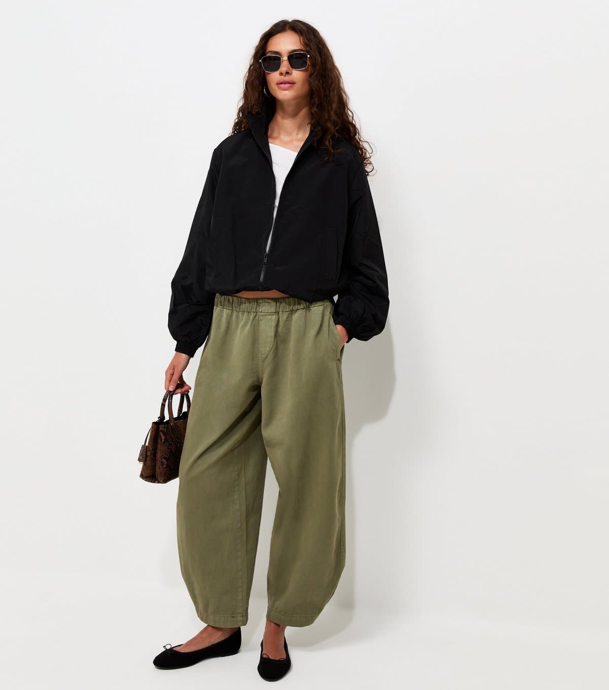 New Look Women's Khaki Cotton Wide Leg Tapered Cargo Trousers New Look