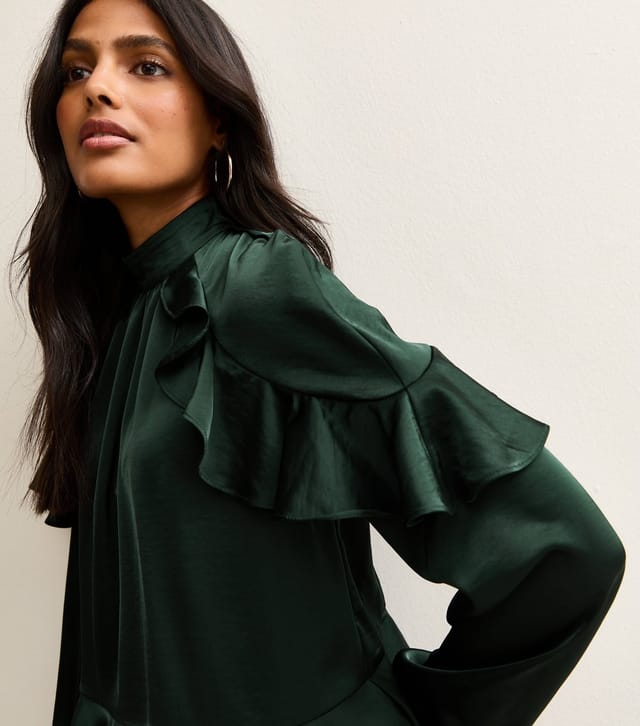 New Look Women's Green Satin Frill Raglan Shirt New Look - 2