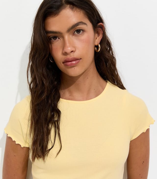 New Look Women's Light Yellow Short Sleeve Frilly Trimmed Top New Look - 2