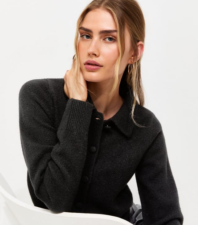 New Look Women's Black Midweight Knit Collared Button Front Cardigan New Look - 2