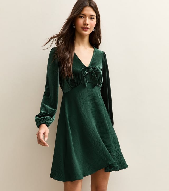 New Look Women's Dark Green Long Sleeve Velvet Bow Front Mini Dress New Look - 2
