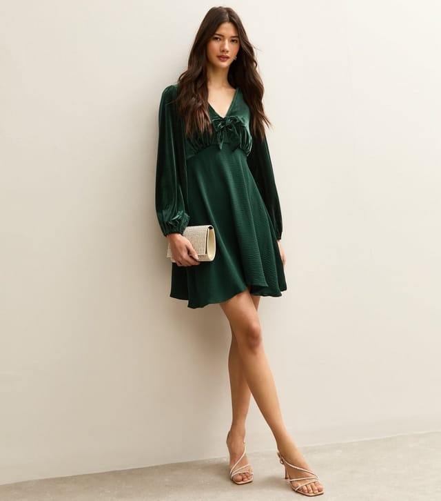 New Look Women's Dark Green Long Sleeve Velvet Bow Front Mini Dress New Look - 3
