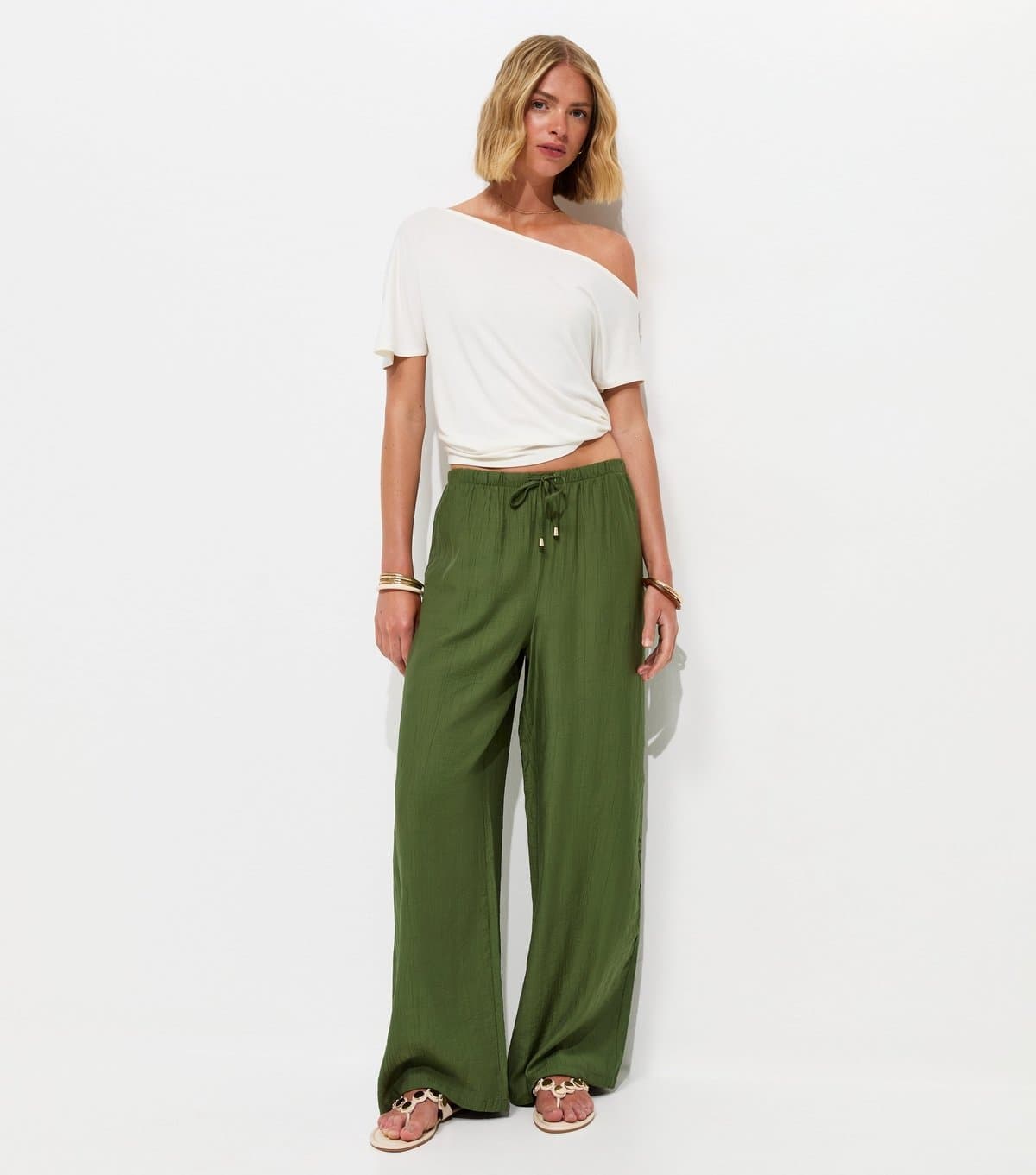 New Look Women's Light Khaki Crinkle Wide Leg Trousers New Look