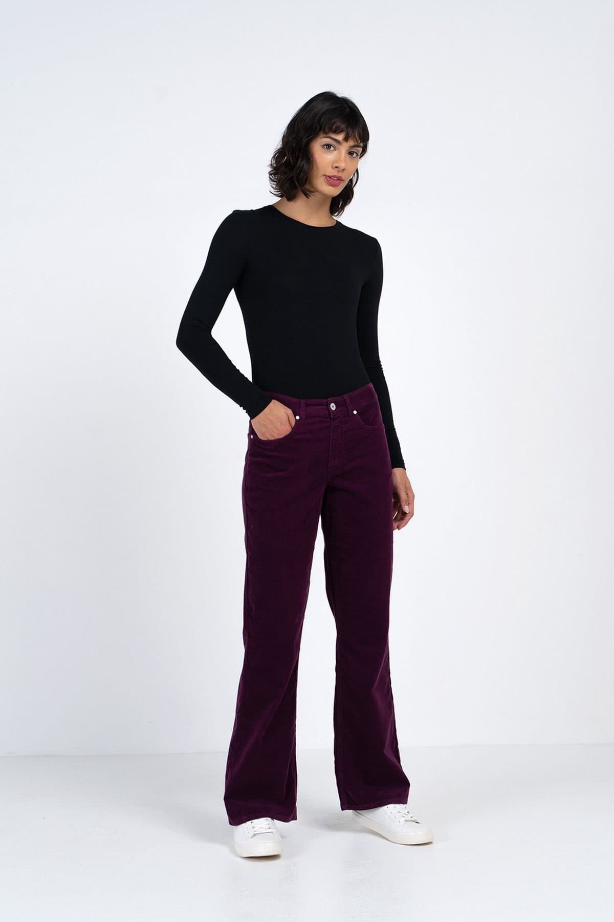 Kettlewell Kettlewell Women's Jamie Cord Bootcut Trousers in Aubergine