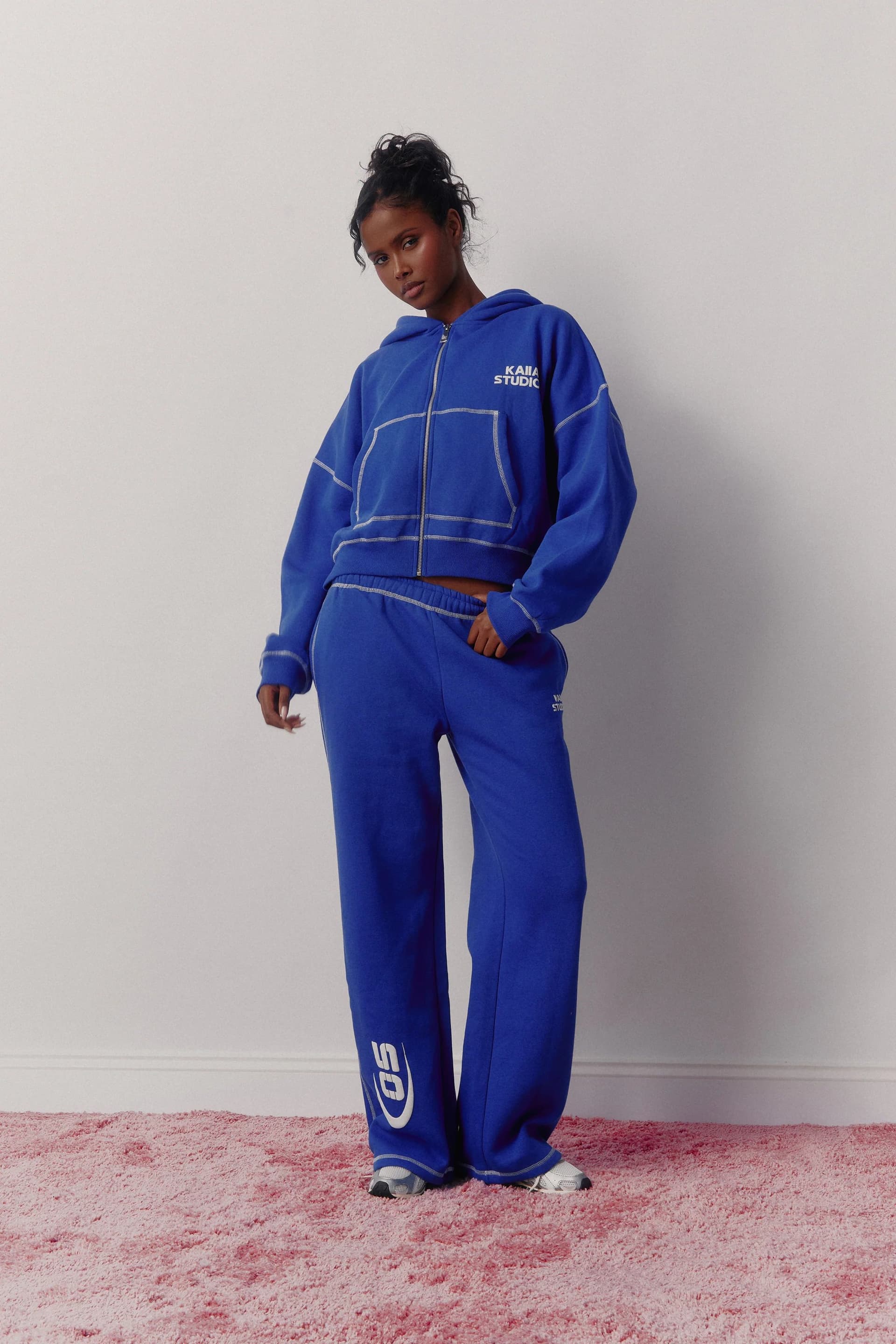 Kaiia Kaiia Contrast Chainstitch Wide Leg Joggers Cobalt & White