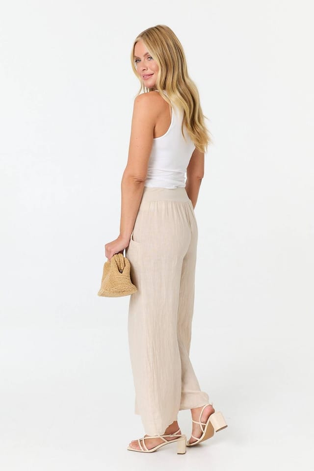 Izabel London Izabel London Women's High Waist Relaxed Flared Trousers in Beige - 3
