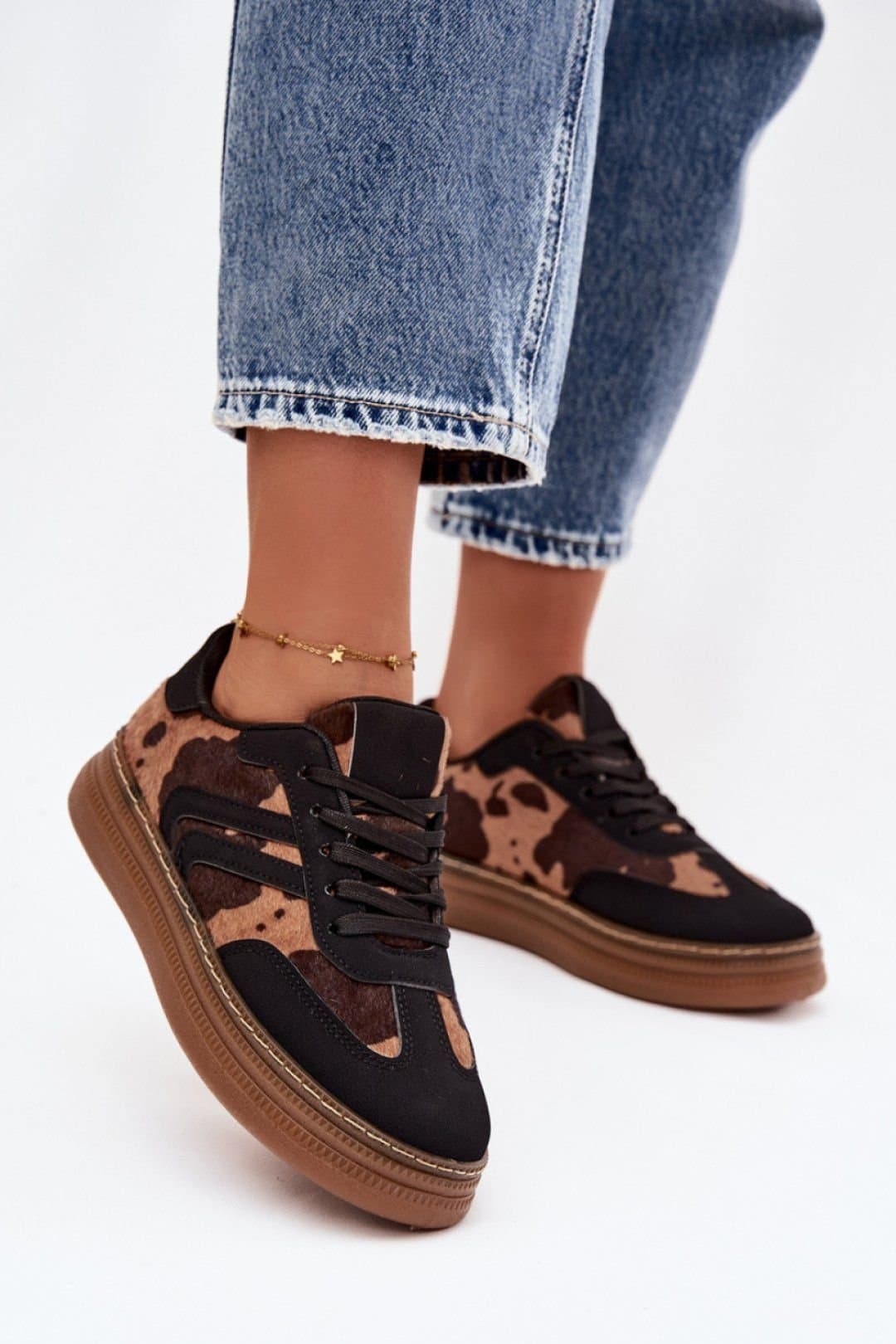 Love Lace Love Lace Women's Platform Laced Sneakers with Removable Foam Insole Urban Style in Black