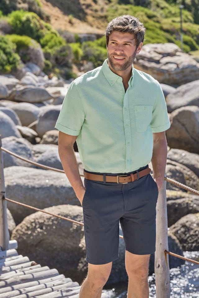 WoolOvers WoolOvers Men's Short Sleeve Sunbleached Shirt in Green - 3