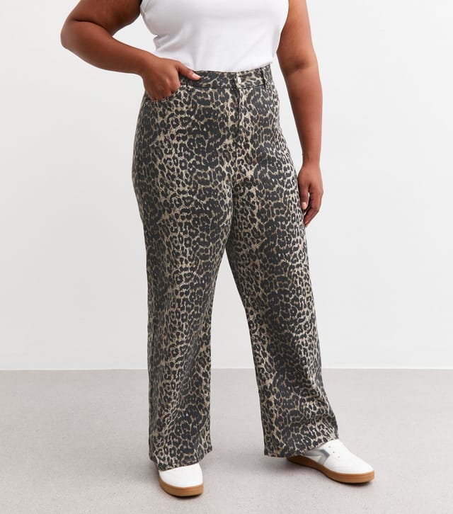 New Look Women's Plus Size Brown Leopard Print Wide Leg Jeans Curves New Look - 3